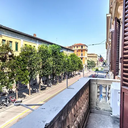 Classic Marconi By Wonderful Italy * Bologna